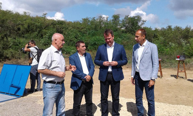 ПОДРШКА ПОКРАЈИНЕ: За иришке бунаре дали 350 милиона 